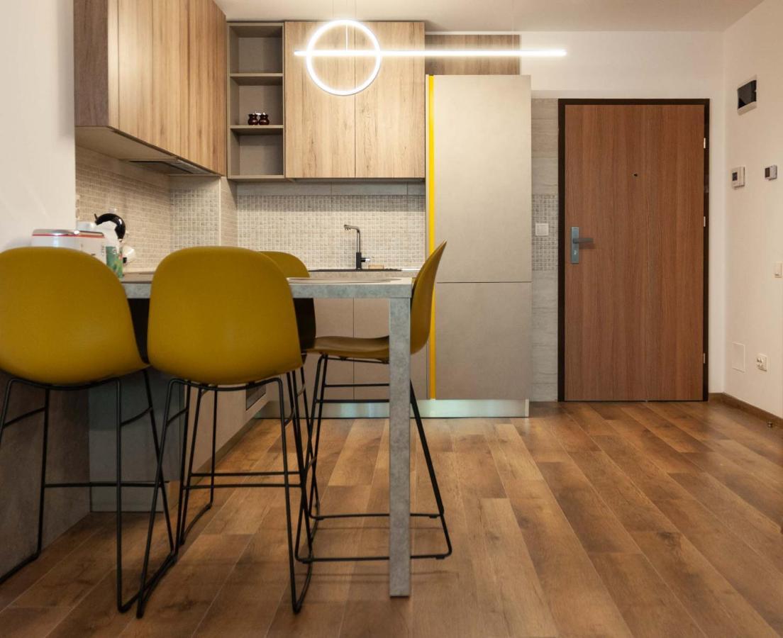 Bg Luximmo Apartments Cluj-Napoca Exteriör bild