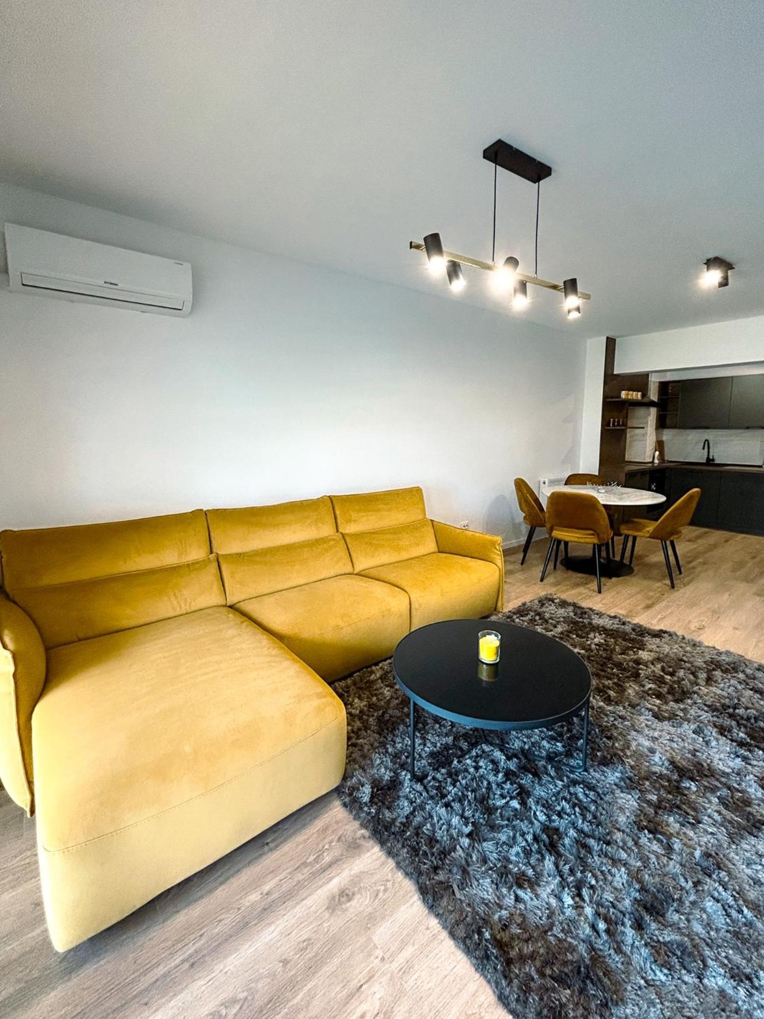 Bg Luximmo Apartments Cluj-Napoca Exteriör bild